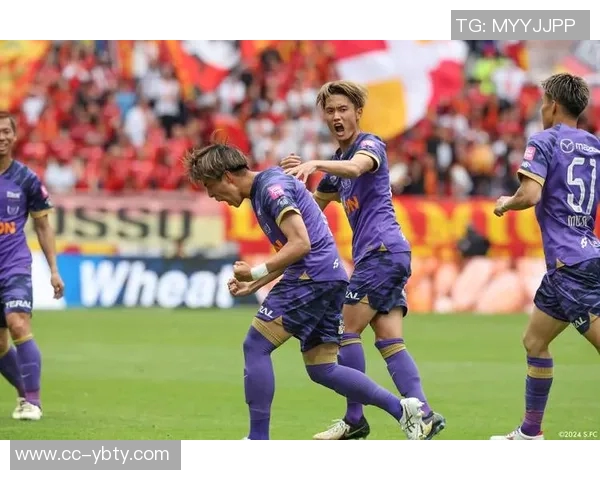 鹿岛门将早川友基荣膺J1最佳塞阿拉超40米世界波获最佳进球