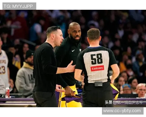 雷迪克揭秘掩护战术背后詹姆斯错位优势的秘密与策略